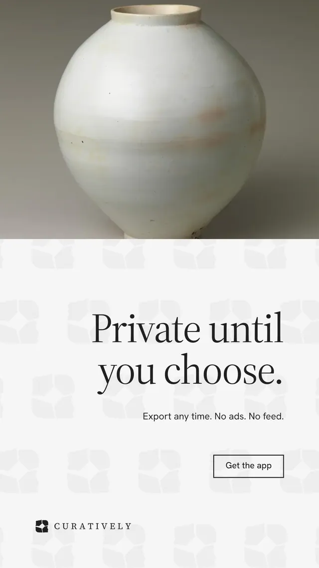 Instagram story for Curatively: "Private until you choose." Editorial style, right layout, light palette in white, grey.