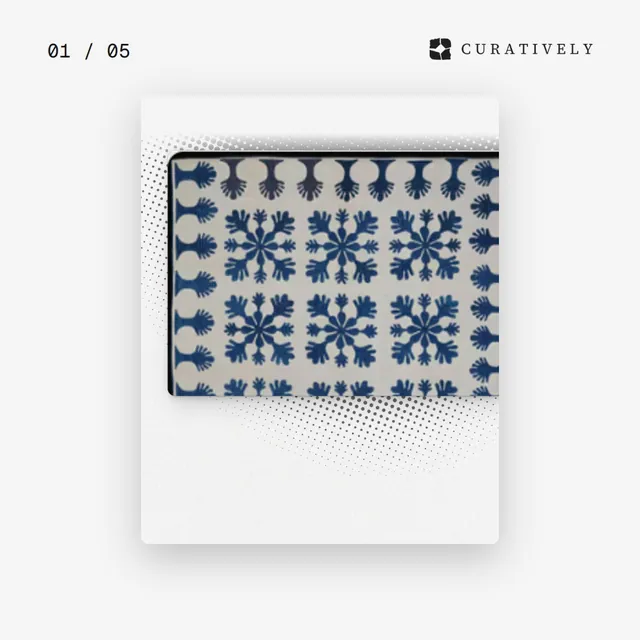Video for Curatively. Ad flipbook, 7.5 s, light palette.